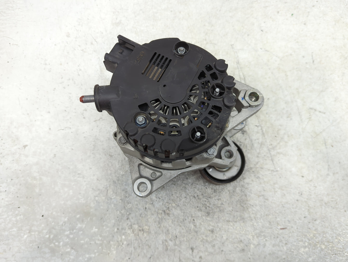 2022 Hyundai Kona Alternator Replacement Generator Charging Assembly Engine OEM P/N:37300-2J355 Fits Fits 2021 OEM Used Auto
