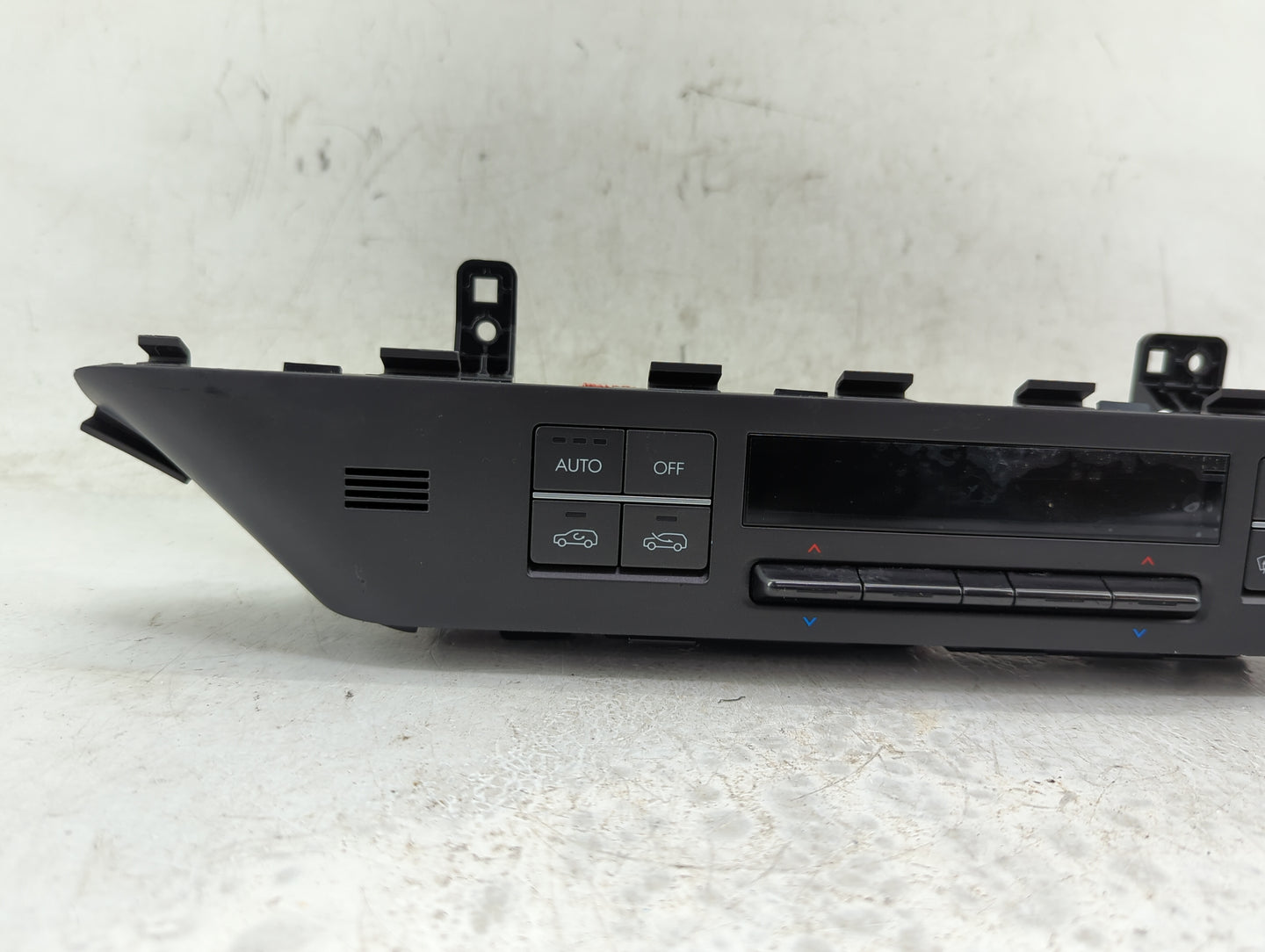 2024 Hyundai Kona Climate Control Module Temperature AC/Heater Replacement P/N:97250-BE430 Fits OEM Used Auto Parts - Oemuse