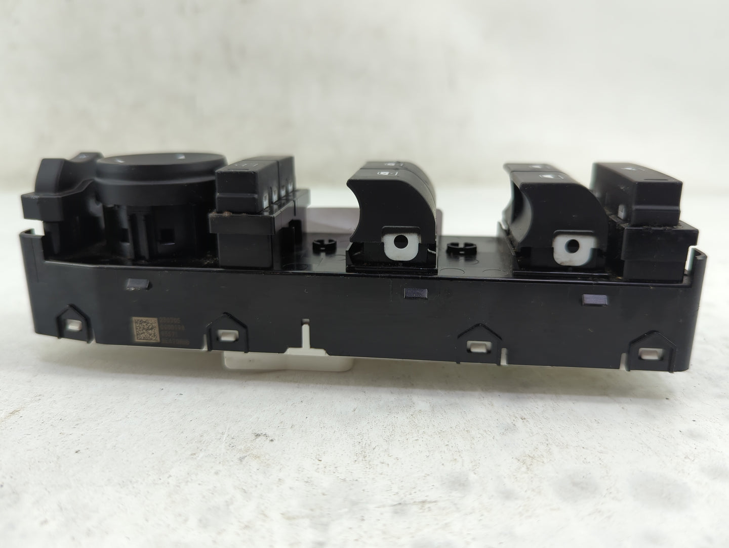 2024 Hyundai Kona Master Power Window Switch Replacement Driver Side Left P/N:299253648 Fits OEM Used Auto Parts - Oemusedau