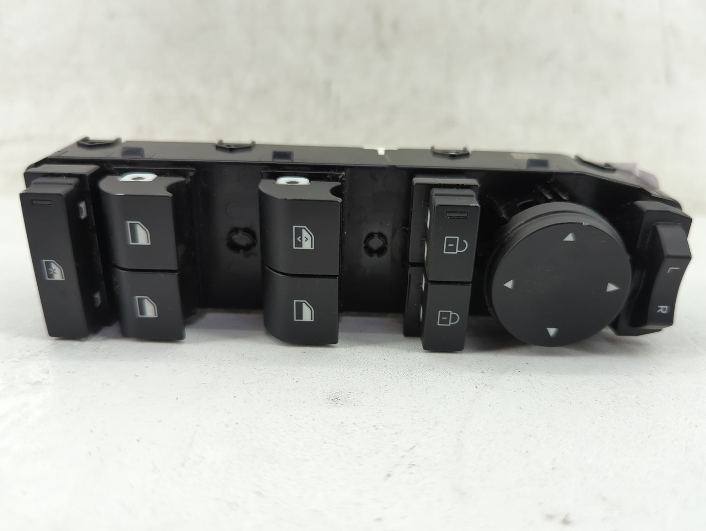 2024 Hyundai Kona Master Power Window Switch Replacement Driver Side Left P/N:299253648 Fits OEM Used Auto Parts - Oemusedau