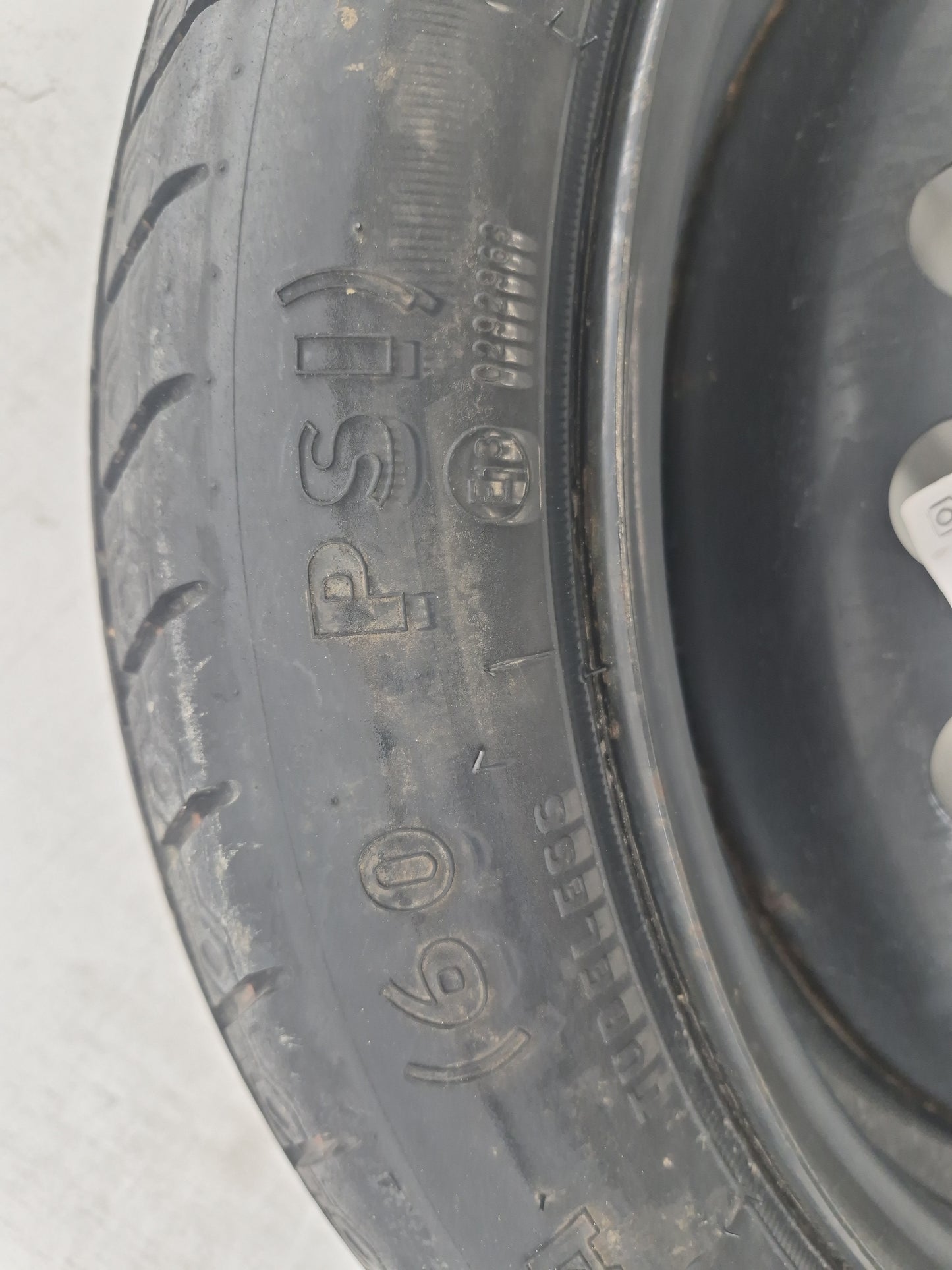2018-2022 Hyundai Kona Spare Donut Tire Wheel Rim Oem 1462467 - Oemusedautoparts1.com