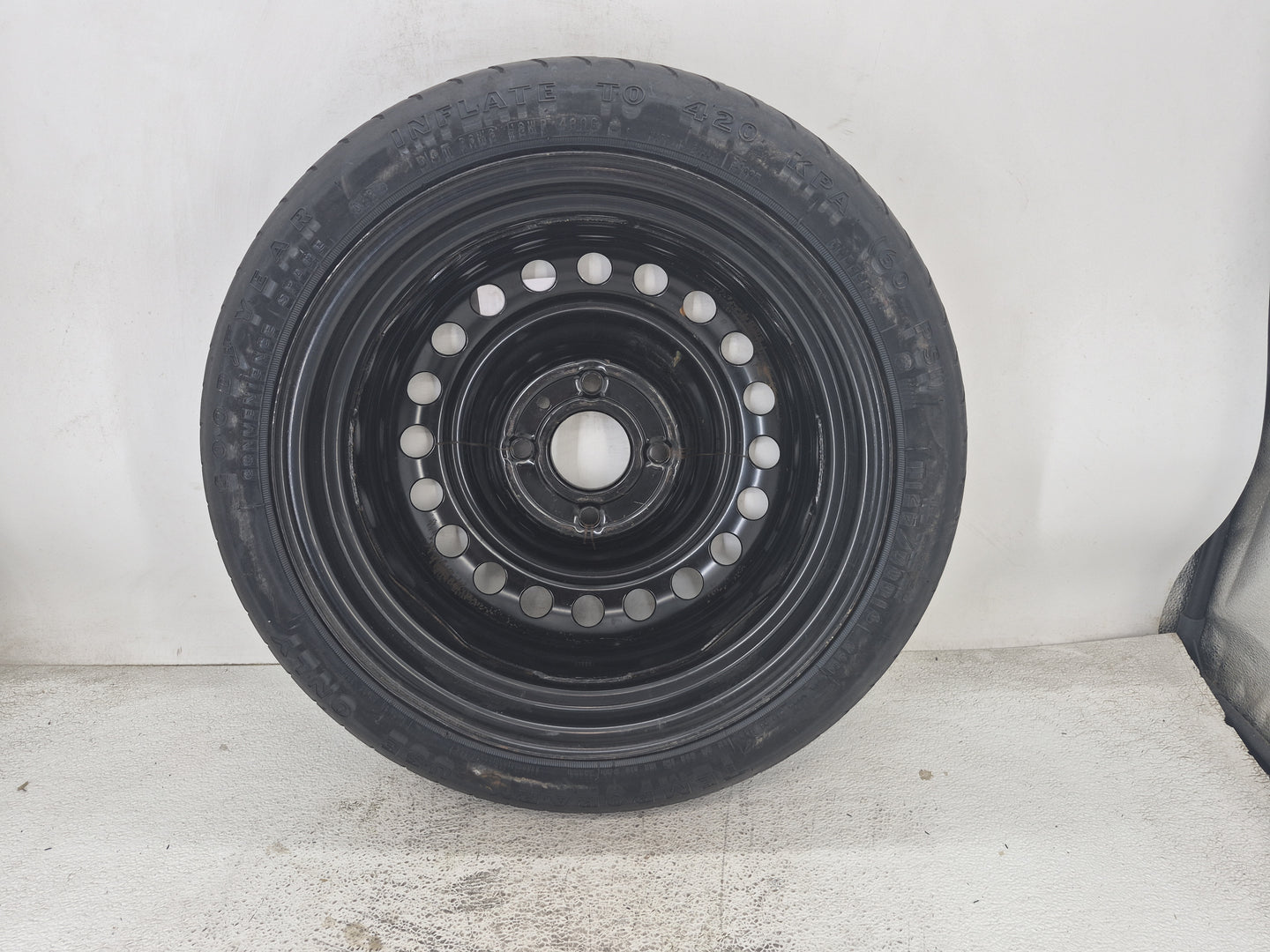 2018-2022 Hyundai Kona Spare Donut Tire Wheel Rim Oem 1462467 - Oemusedautoparts1.com