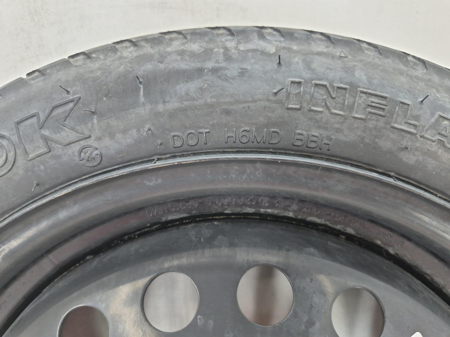 2018-2022 Hyundai Kona Spare Donut Tire Wheel Rim Oem 1462472 - Oemusedautoparts1.com