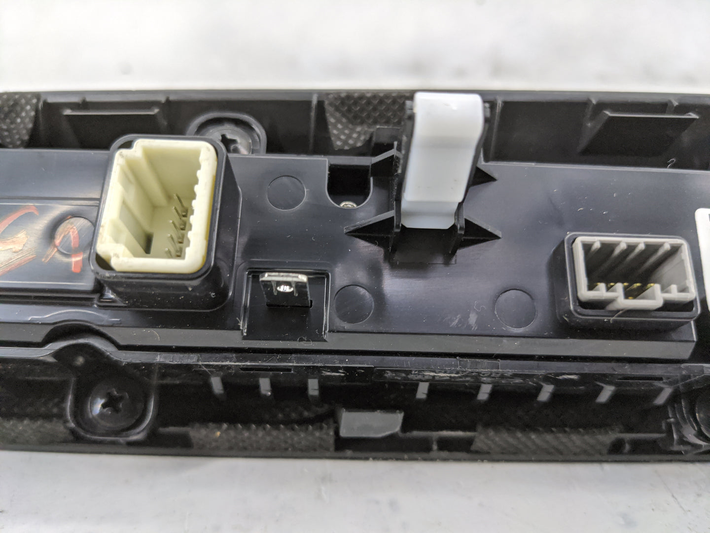 2024 Hyundai Kona Radio Control Panel Black - Oemusedautoparts1.com