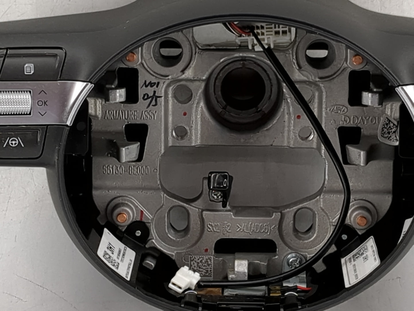 2024 Hyundai Kona Steering Wheel Oem Black - Oemusedautoparts1.com