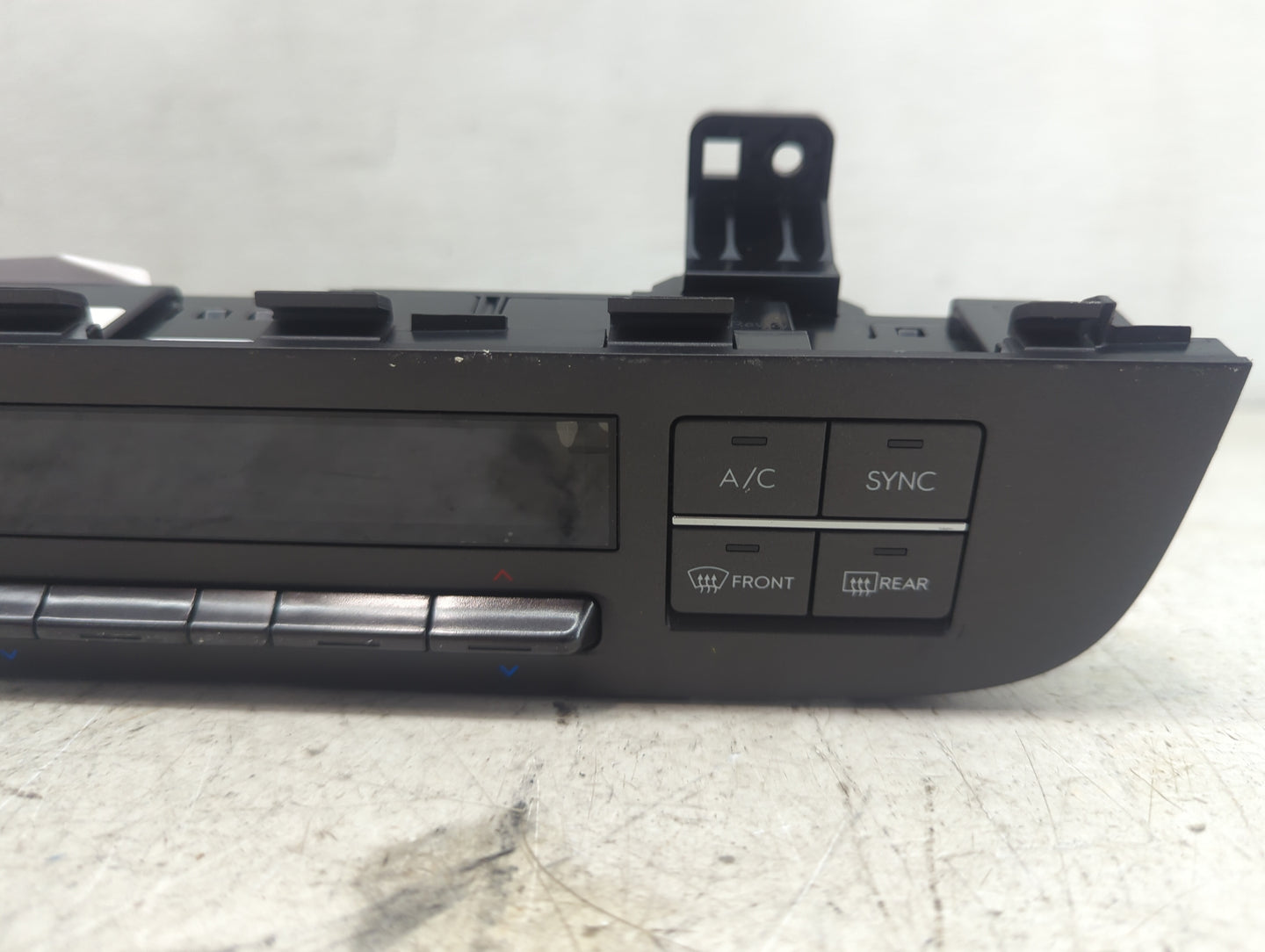 2024 Hyundai Kona Climate Control Module Temperature AC/Heater Replacement P/N:97250-BE Fits OEM Used Auto Parts - Oemusedau
