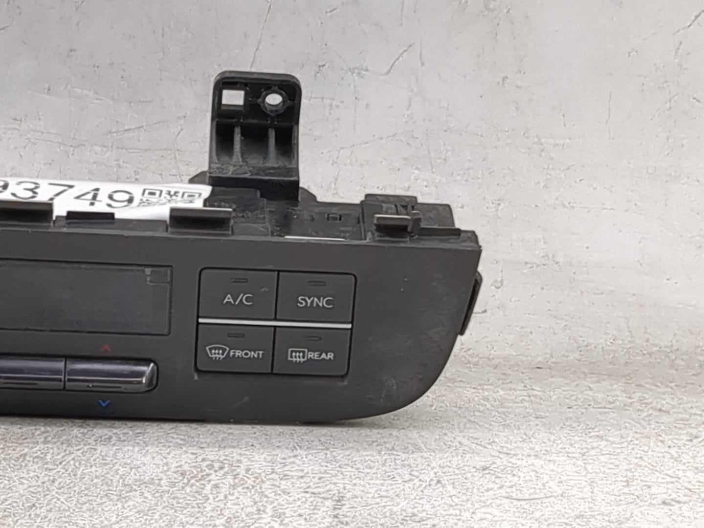 2024 Hyundai Kona Climate Control Module Temperature AC/Heater Replacement P/N:97250-BE430 C20039-7180 Fits OEM Used Auto Pa