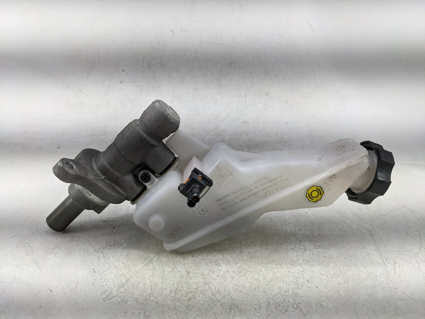2020-2022 Hyundai Palisade Brake Master Cylinder - Oemusedautoparts1.com