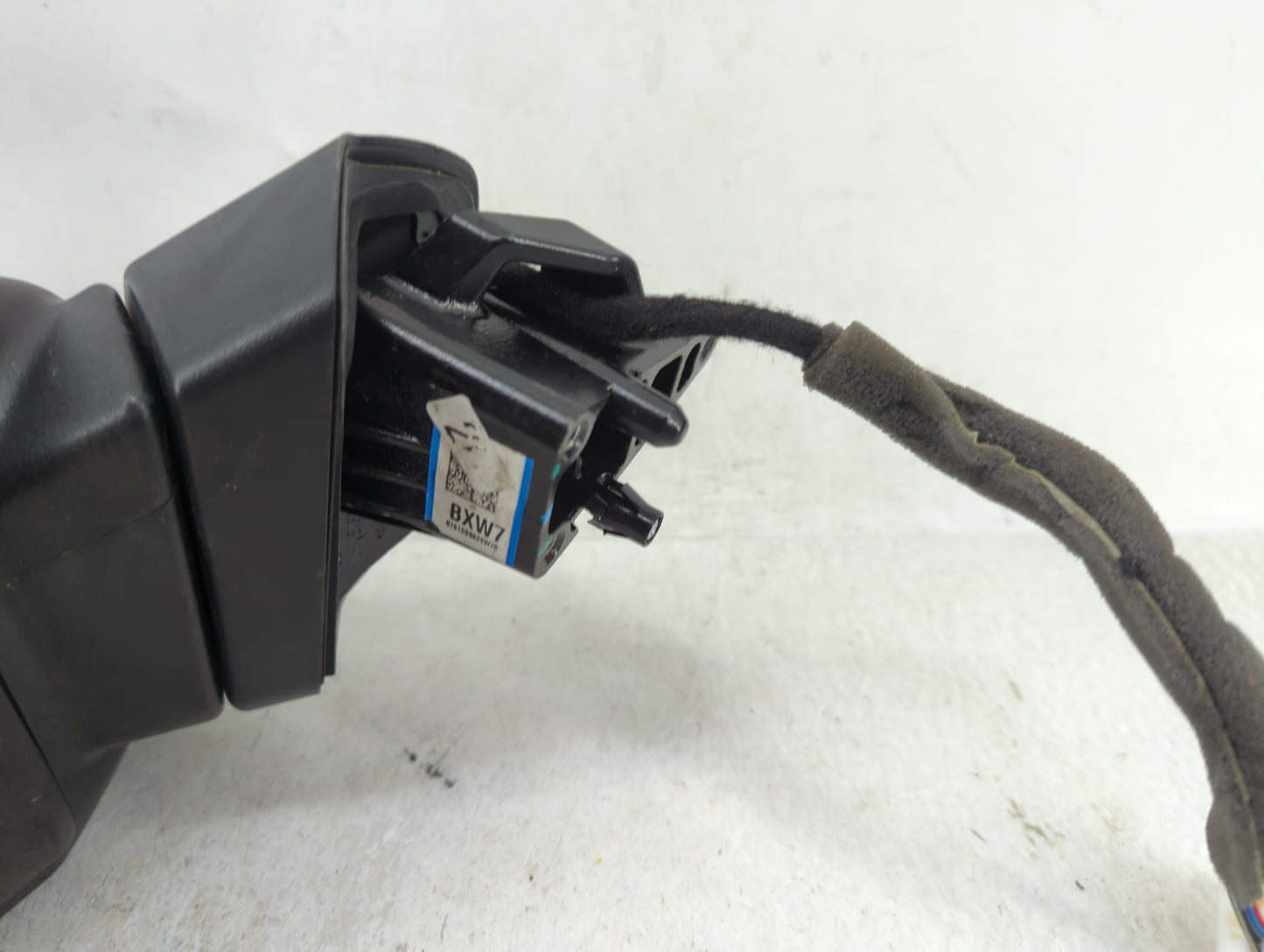 2024 Hyundai Palisade Driver Side View Mirror - Left Door Mirror OEM Used - Oemusedautoparts1.com
