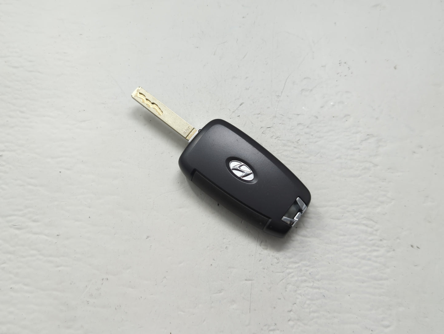 Hyundai Santa Cruz Keyless Entry Remote Fob TQ8-RKE-4F40 95430-K5010 4 buttons - Oemusedautoparts1.com