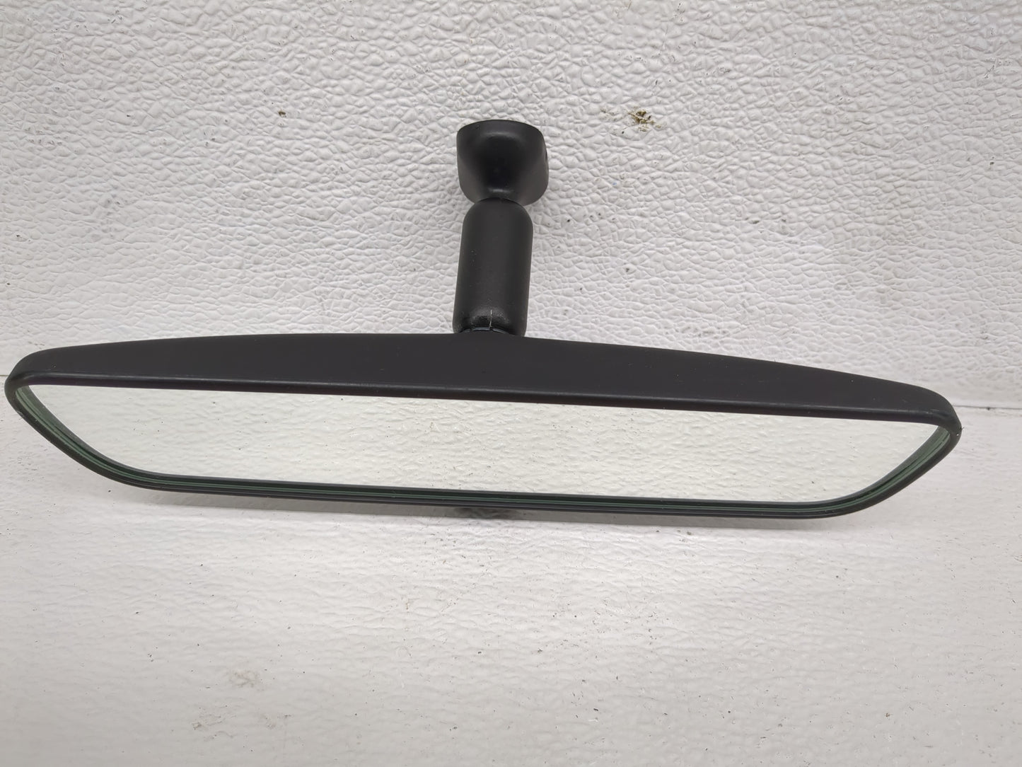 2024 Hyundai Santa Cruz Interior Rear View Mirror Replacement OEM P/N:E11048973 Fits Fits 2020 2021 2022 OEM Used Auto Parts