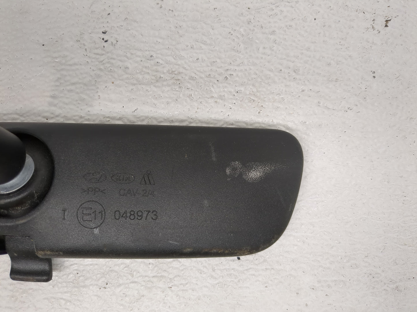 2024 Hyundai Santa Cruz Interior Rear View Mirror Replacement OEM P/N:E11048973 Fits Fits 2020 2021 2022 OEM Used Auto Parts