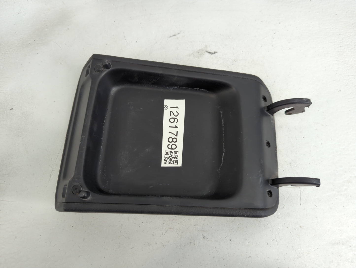 2024 Hyundai Santa Cruz Center Console Armrest Cover Lid Fits OEM Used Auto Parts - Oemusedautoparts1.com