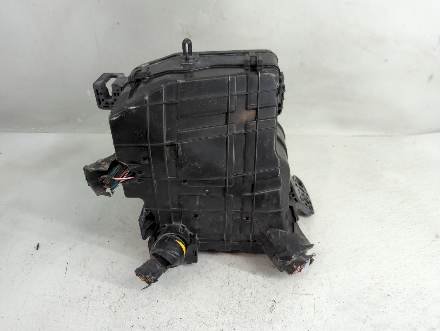 2024 Hyundai Santa Cruz Fusebox Fuse Box Panel Relay Module P/N:91956-K5010 Fits OEM Used Auto Parts - Oemusedautoparts1.com