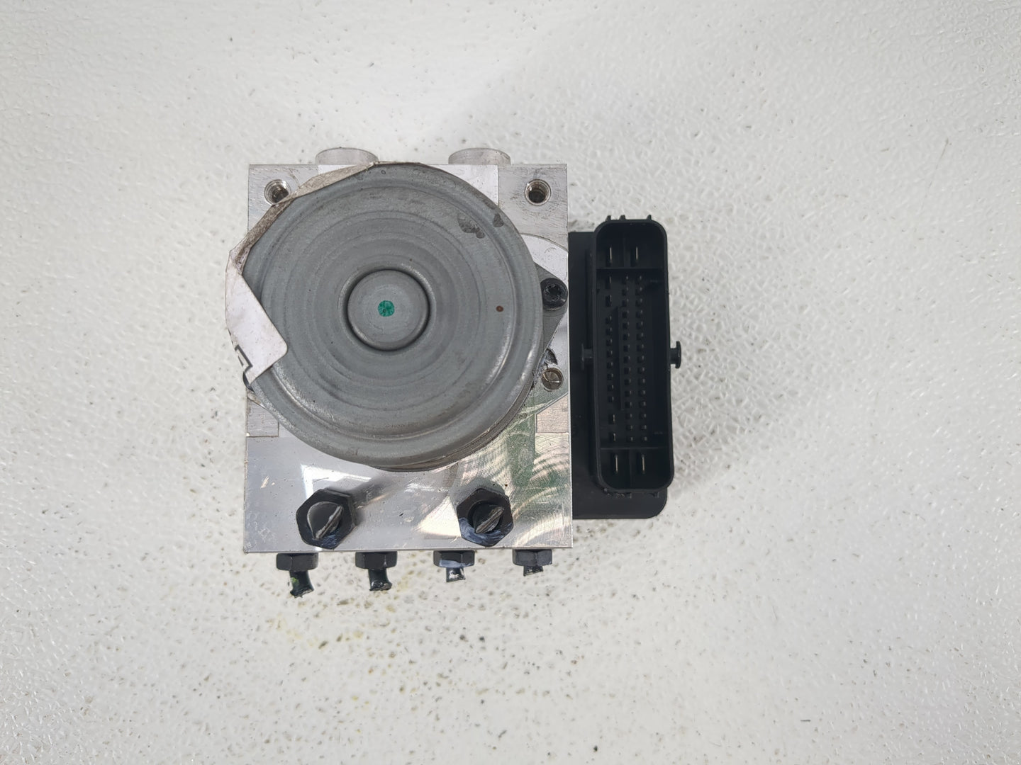 2024 Hyundai Santa Fe ABS Pump Control Module Replacement P/N:58900-R6400 Fits OEM Used Auto Parts - Oemusedautoparts1.com