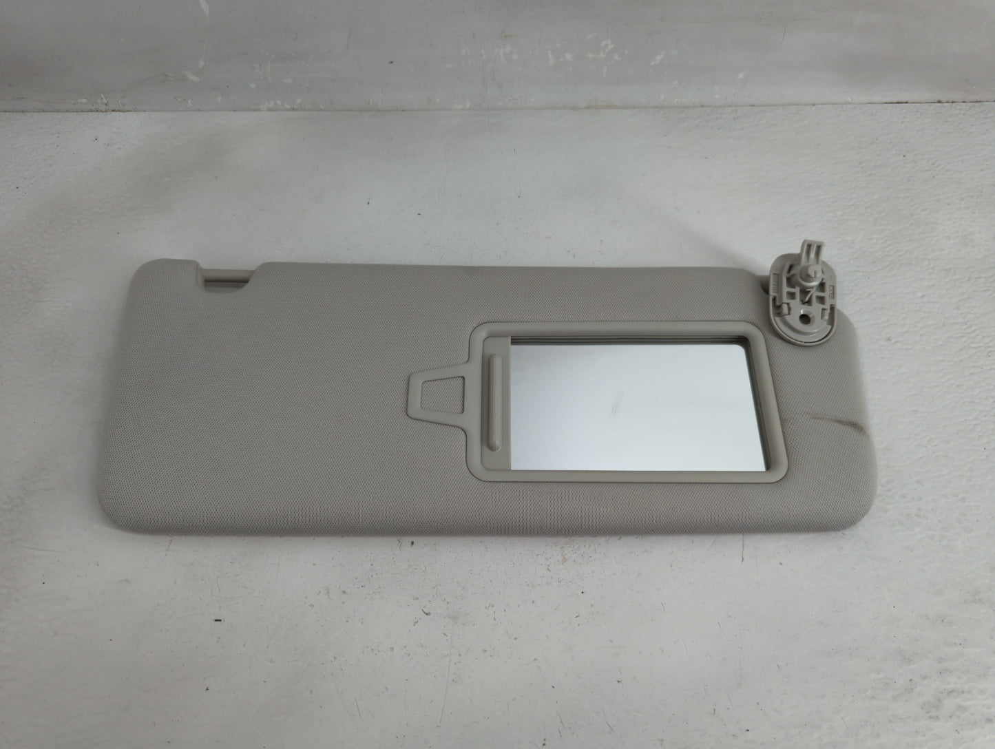 2024 Hyundai Santa Fe Sun Visor Shade Replacement Passenger Right Mirror Fits OEM Used Auto Parts - Oemusedautoparts1.com