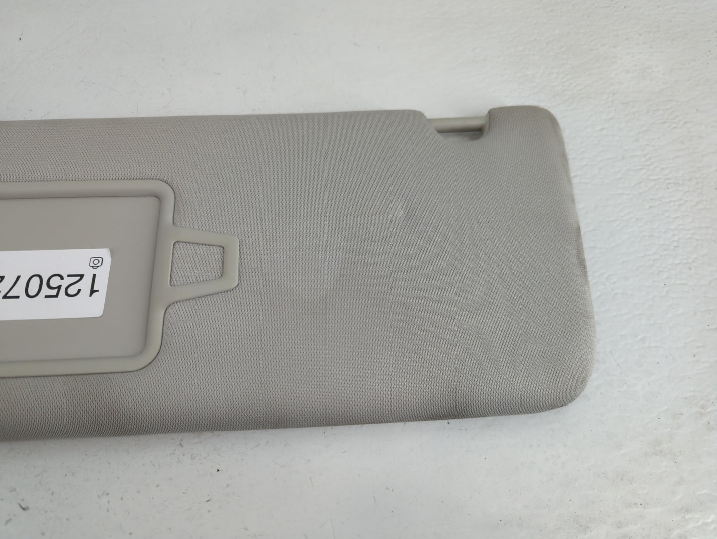 2024 Hyundai Santa Fe Sun Visor Shade Replacement Driver Left Mirror Fits OEM Used Auto Parts - Oemusedautoparts1.com