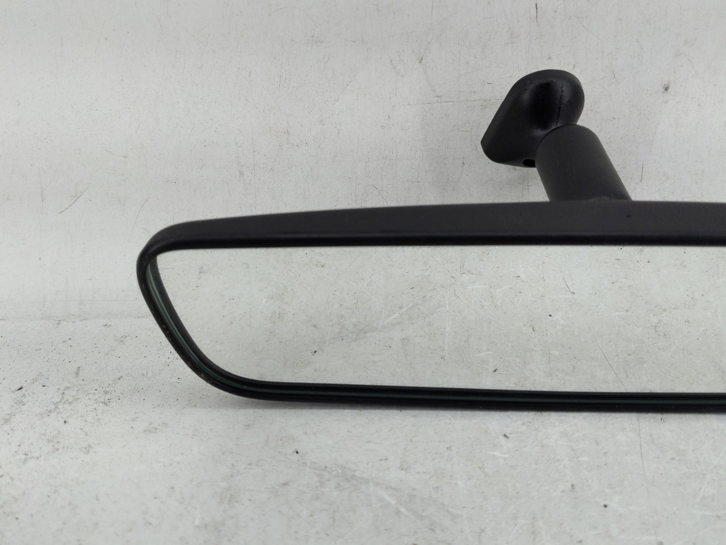 2021 Hyundai Santa Fe Interior Rear View Mirror Replacement OEM P/N:E11048973 Fits Fits 2020 2022 OEM Used Auto Parts - Oemu