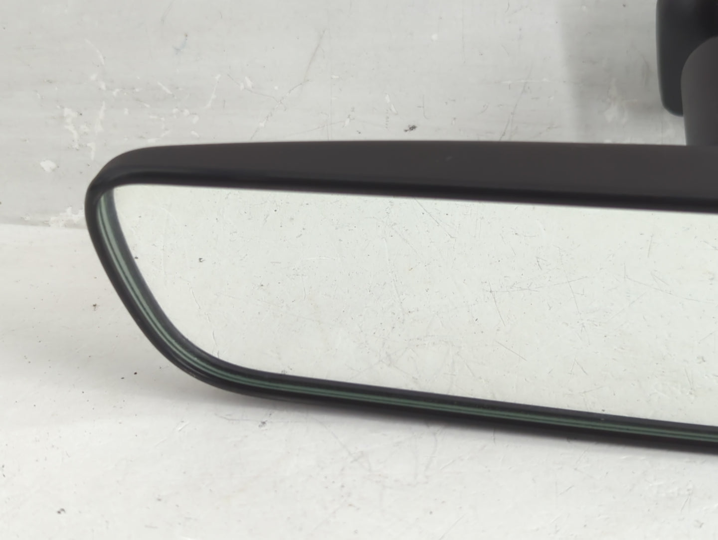 2021 Hyundai Santa Fe Interior Rear View Mirror Replacement OEM P/N:E11048973 Fits Fits 2020 2022 OEM Used Auto Parts - Oemu