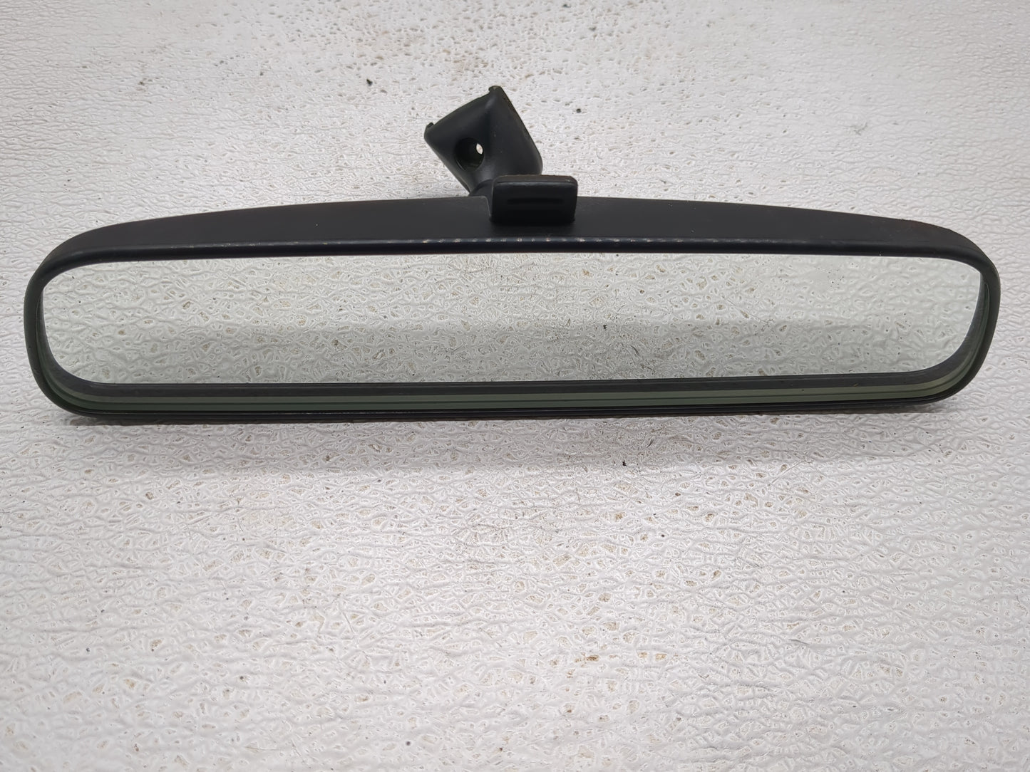2021 Hyundai Santa Fe Interior Rear View Mirror Replacement OEM P/N:E11048973 Fits Fits 2020 2022 2023 OEM Used Auto Parts -