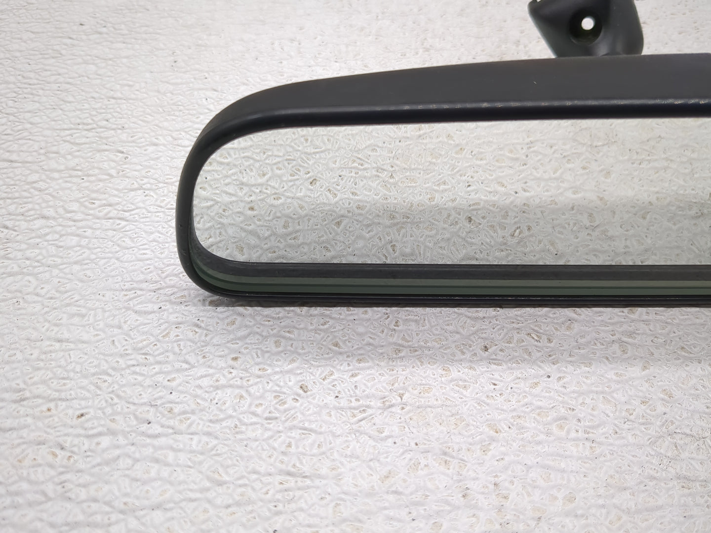 2021 Hyundai Santa Fe Interior Rear View Mirror Replacement OEM P/N:E11048973 Fits Fits 2020 2022 2023 OEM Used Auto Parts -