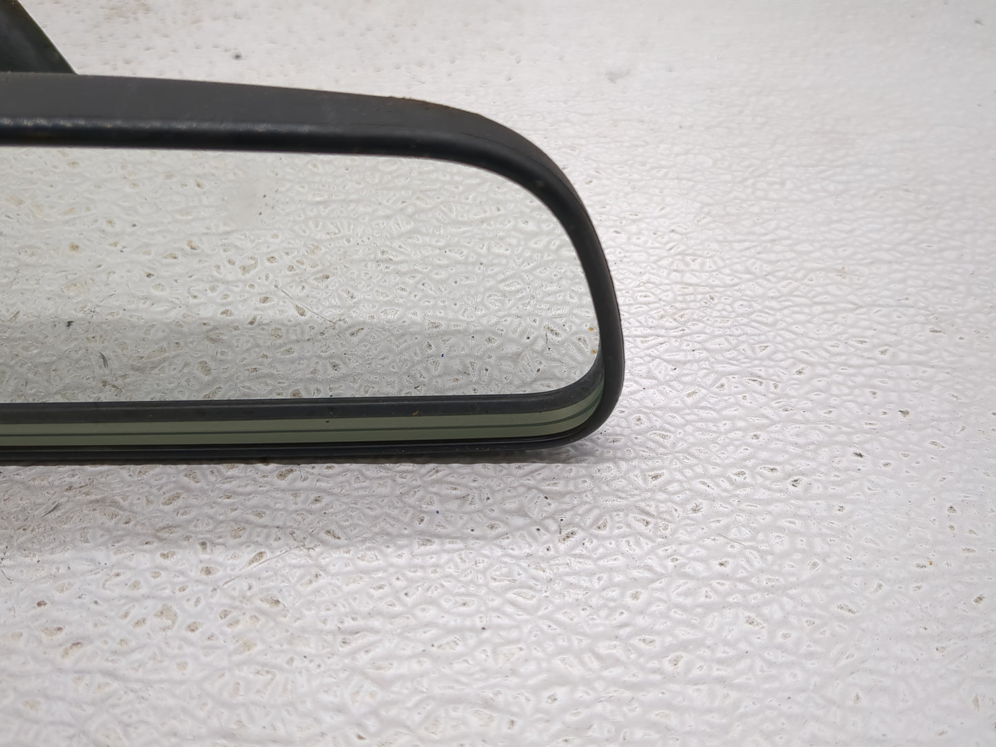 2021 Hyundai Santa Fe Interior Rear View Mirror Replacement OEM P/N:E11048973 Fits Fits 2020 2022 2023 OEM Used Auto Parts -