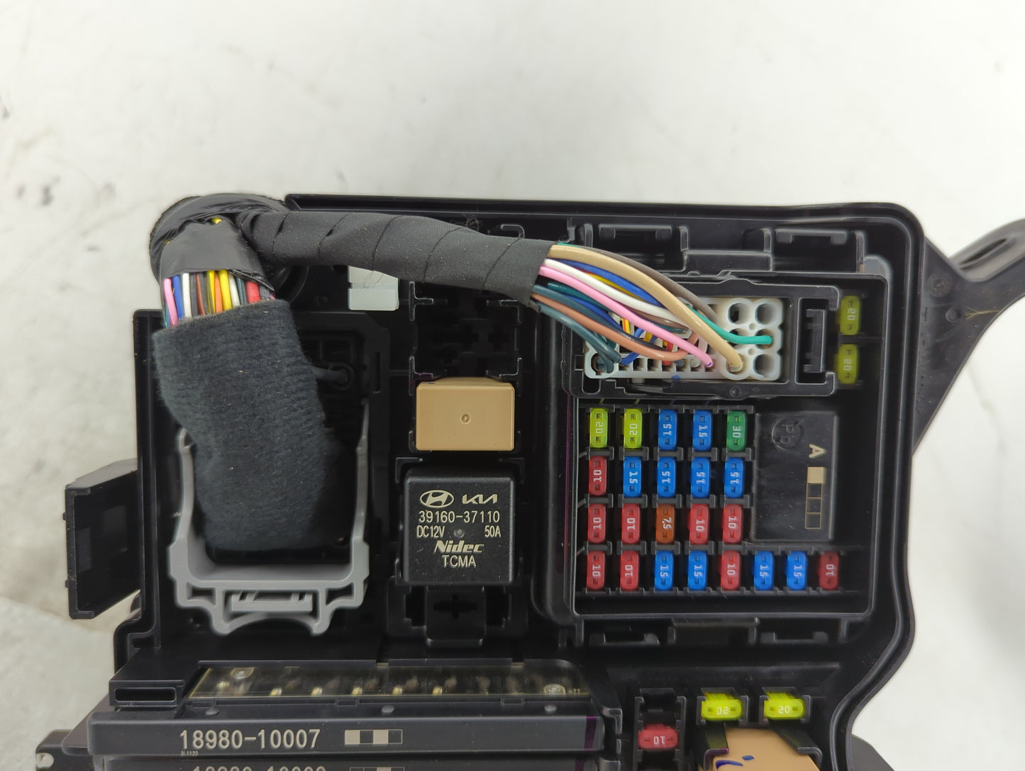 2024 Hyundai Santa Fe Fusebox Fuse Box Panel Relay Module P/N:91956-R6010 Fits OEM Used Auto Parts - Oemusedautoparts1.com