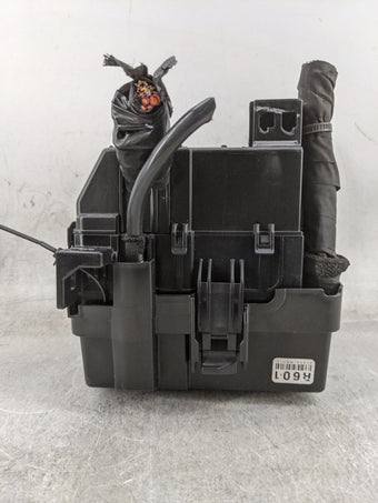 compare product 2024 Hyundai Santa Fe Fusebox Fuse Box Panel Relay Module P/N:91200R0110MB Fits OEM Used Auto Parts