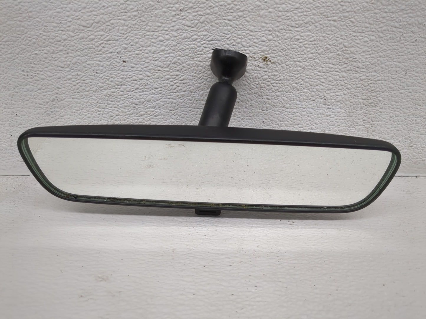 2020-2022 Hyundai Sonata Interior Rear View Mirror Replacement OEM P/N:E11048973 Fits Fits 2020 2021 2022 OEM Used Auto Part