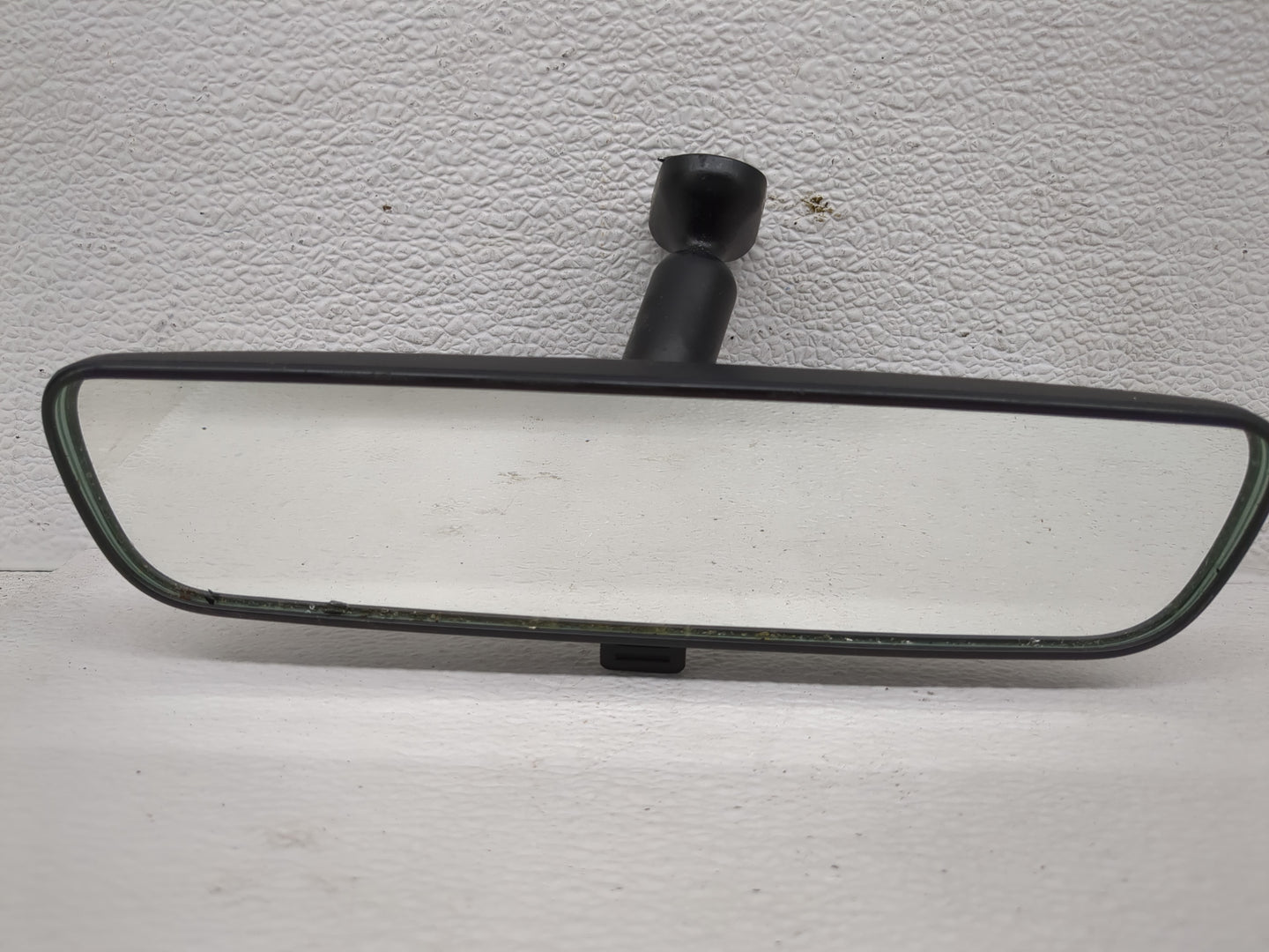 2020-2022 Hyundai Sonata Interior Rear View Mirror Replacement OEM P/N:E11048973 Fits Fits 2020 2021 2022 OEM Used Auto Part