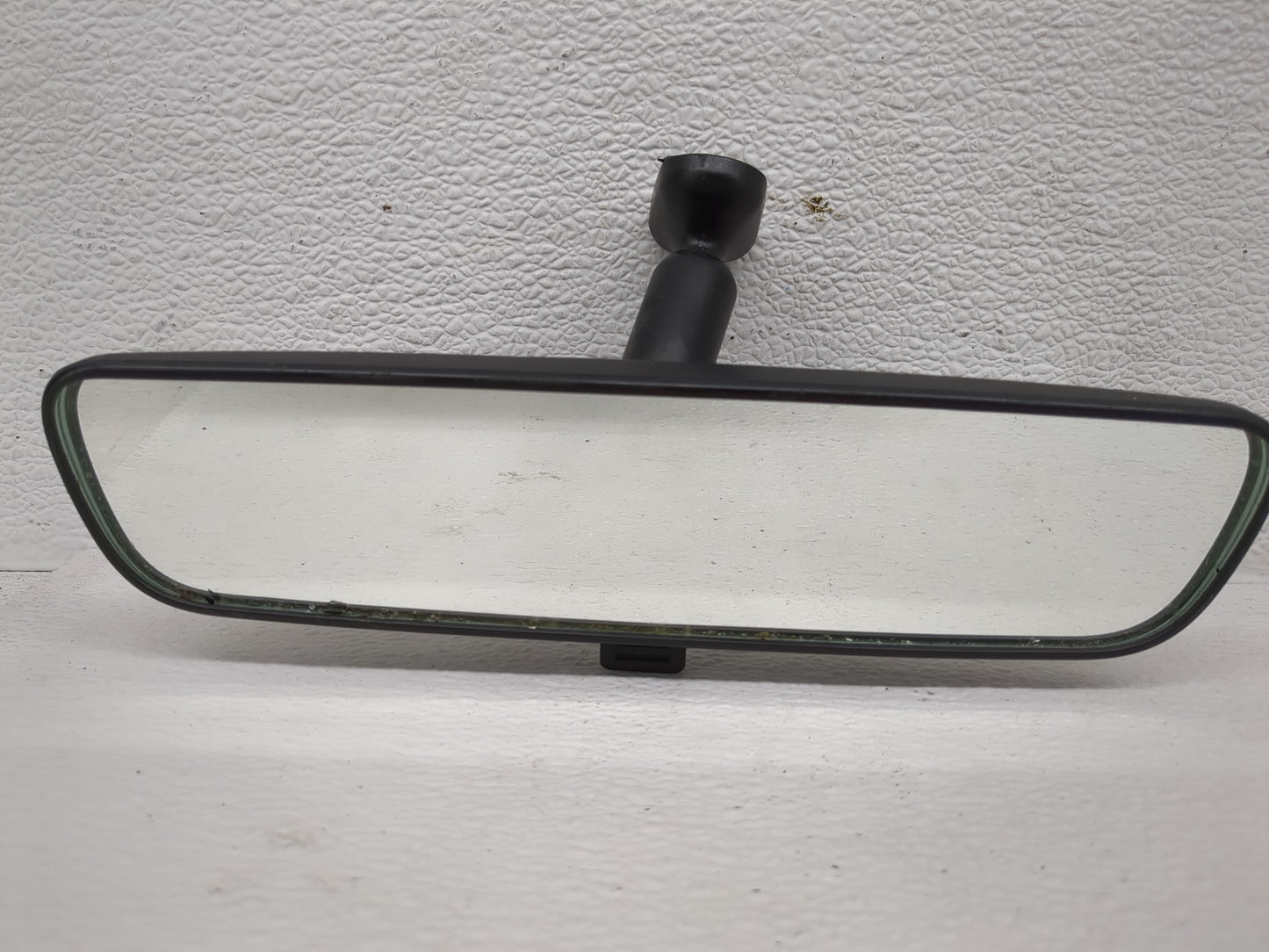 2020-2022 Hyundai Sonata Interior Rear View Mirror Replacement OEM P/N:E11048973 Fits Fits 2020 2021 2022 OEM Used Auto Part