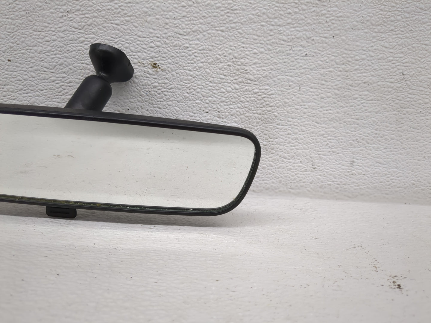 2020-2022 Hyundai Sonata Interior Rear View Mirror Replacement OEM P/N:E11048973 Fits Fits 2020 2021 2022 OEM Used Auto Part