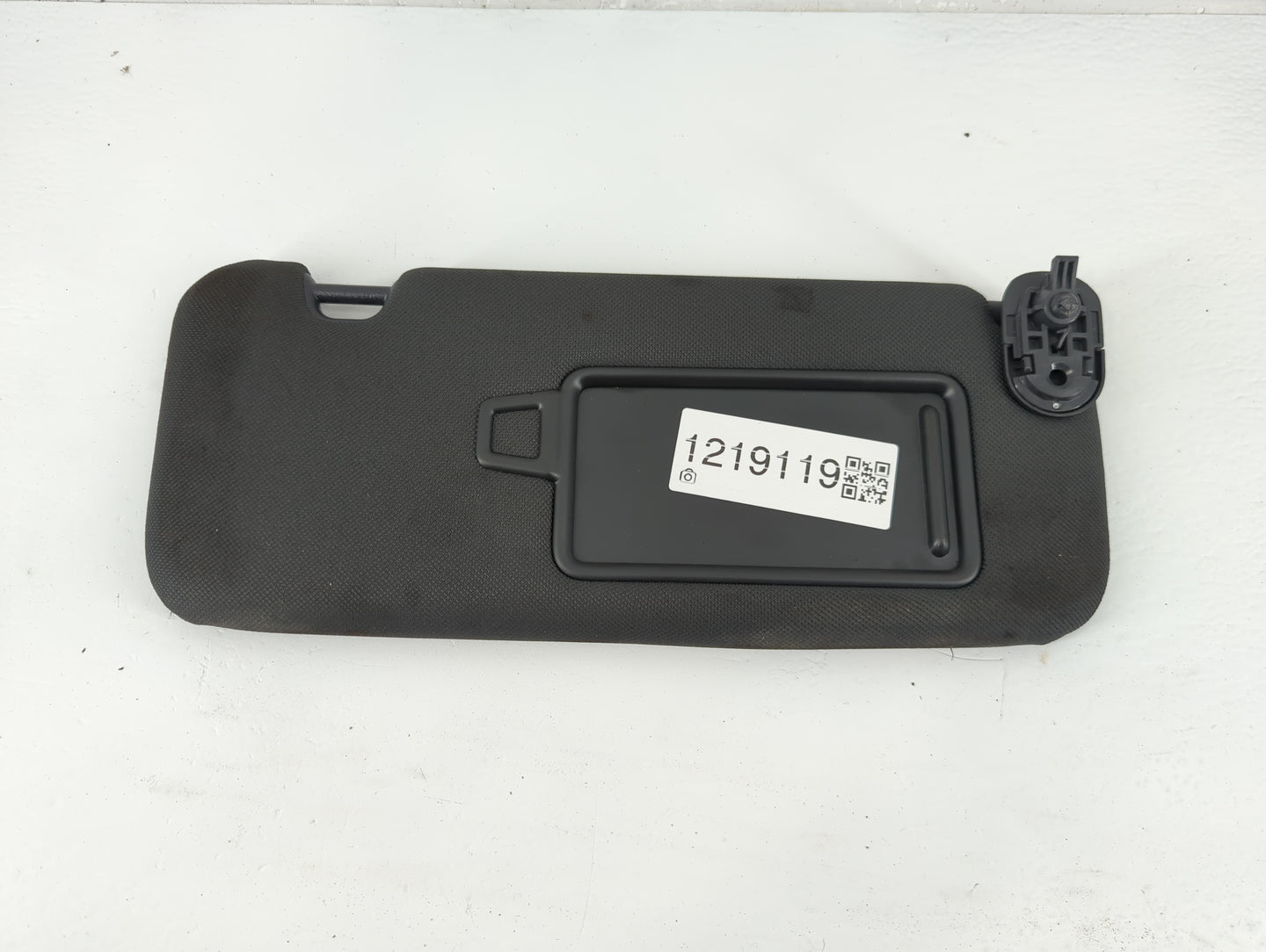 2024 Hyundai Sonata Sun Visor Shade Replacement Passenger Right Mirror Fits OEM Used Auto Parts - Oemusedautoparts1.com