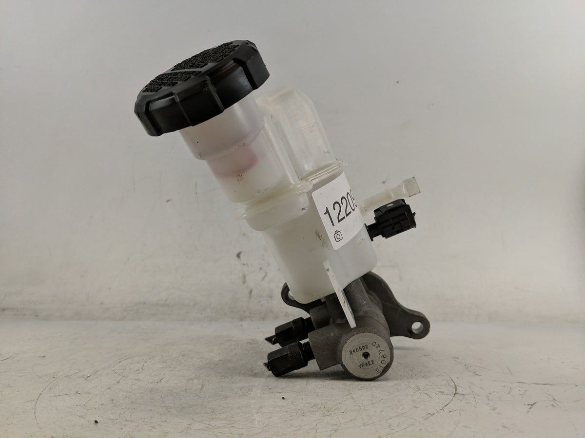 2024 Hyundai Sonata Brake Master Cylinder - Oemusedautoparts1.com
