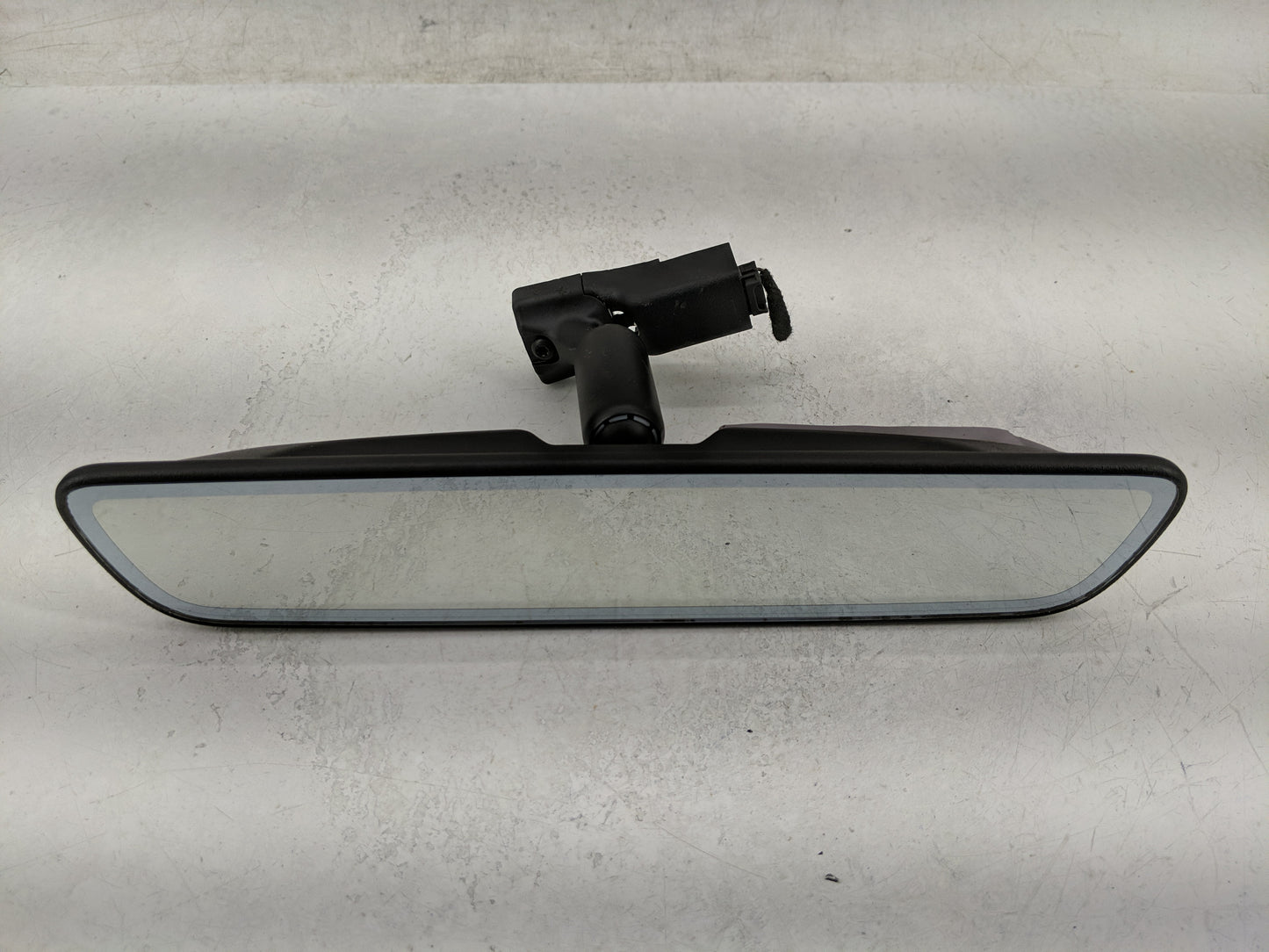 2024 Hyundai Sonata Interior Rear View Mirror Replacement OEM P/N:E11049096 Fits OEM Used Auto Parts - Oemusedautoparts1.com