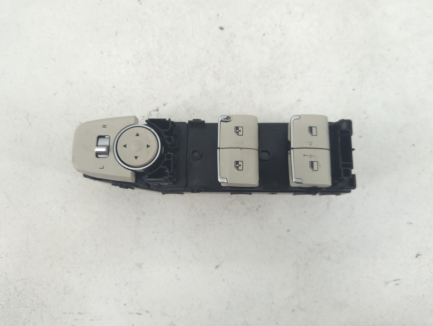 2024 Hyundai Sonata Master Power Window Switch Replacement Driver Side Left P/N:93570L1670 Fits OEM Used Auto Parts - Oemuse
