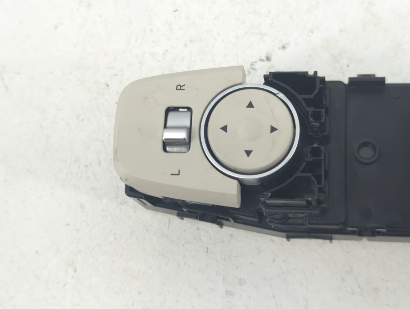 2024 Hyundai Sonata Master Power Window Switch Replacement Driver Side Left P/N:93570L1670 Fits OEM Used Auto Parts - Oemuse