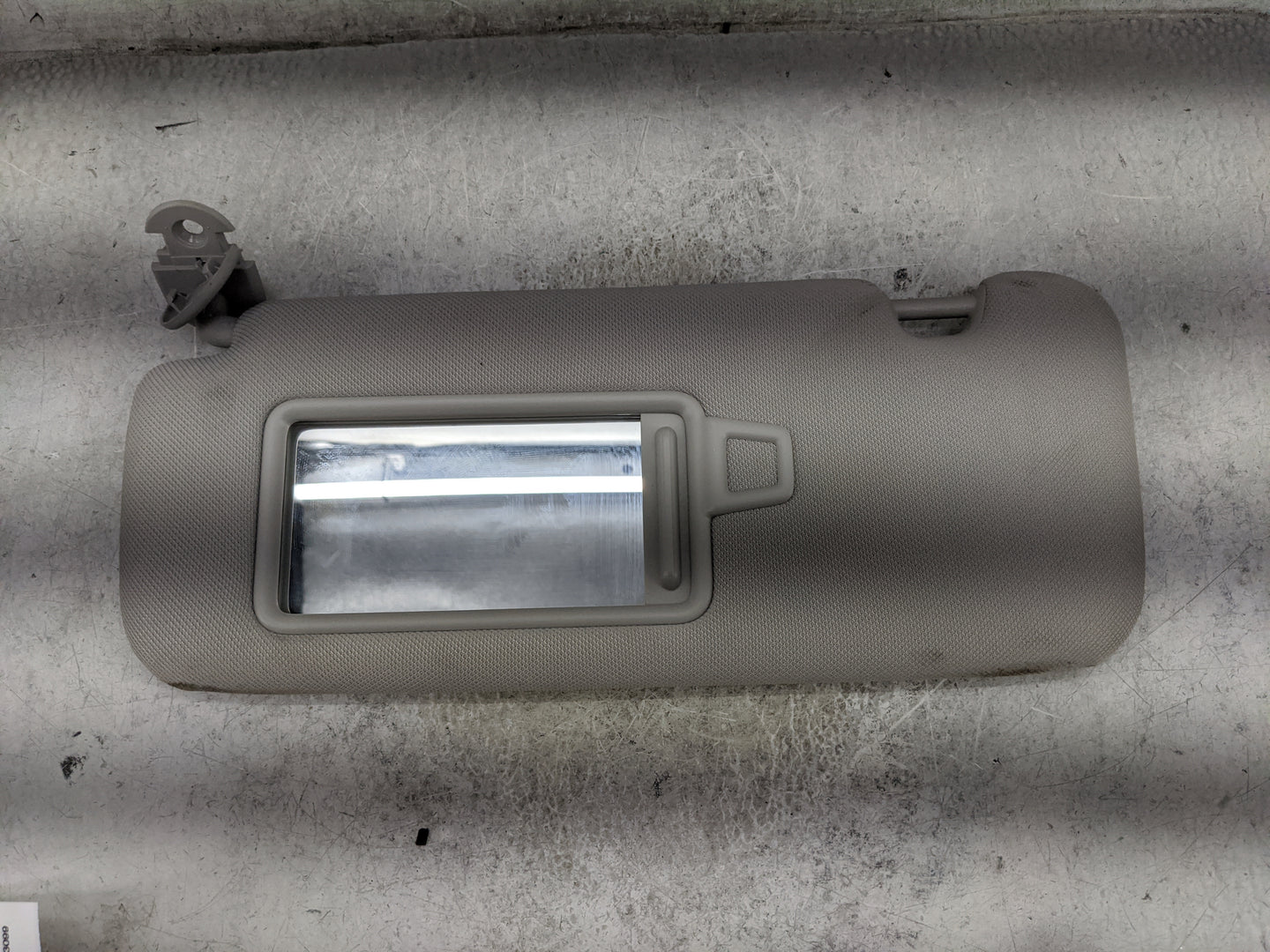 2024 Hyundai Sonata Sun Visor Shade Replacement Driver Left Mirror Fits OEM Used Auto Parts - Oemusedautoparts1.com