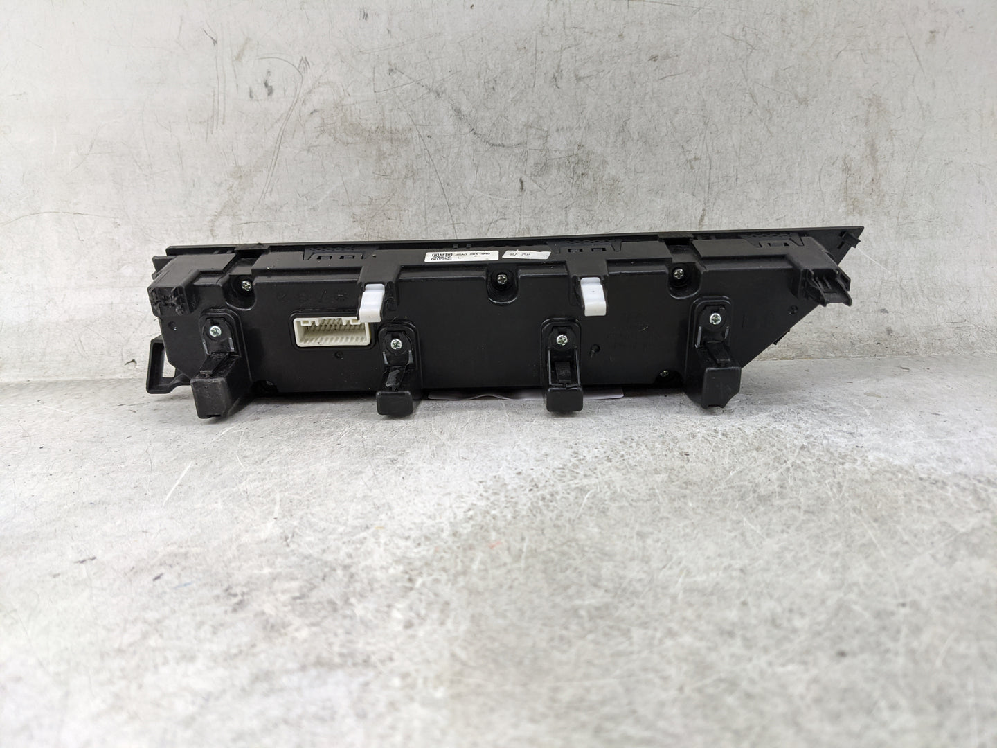 2024 Hyundai Sonata Climate Control Module Temperature AC/Heater Replacement P/N:97250L1AF0VCA 97250-LXXXX Fits OEM Used Aut