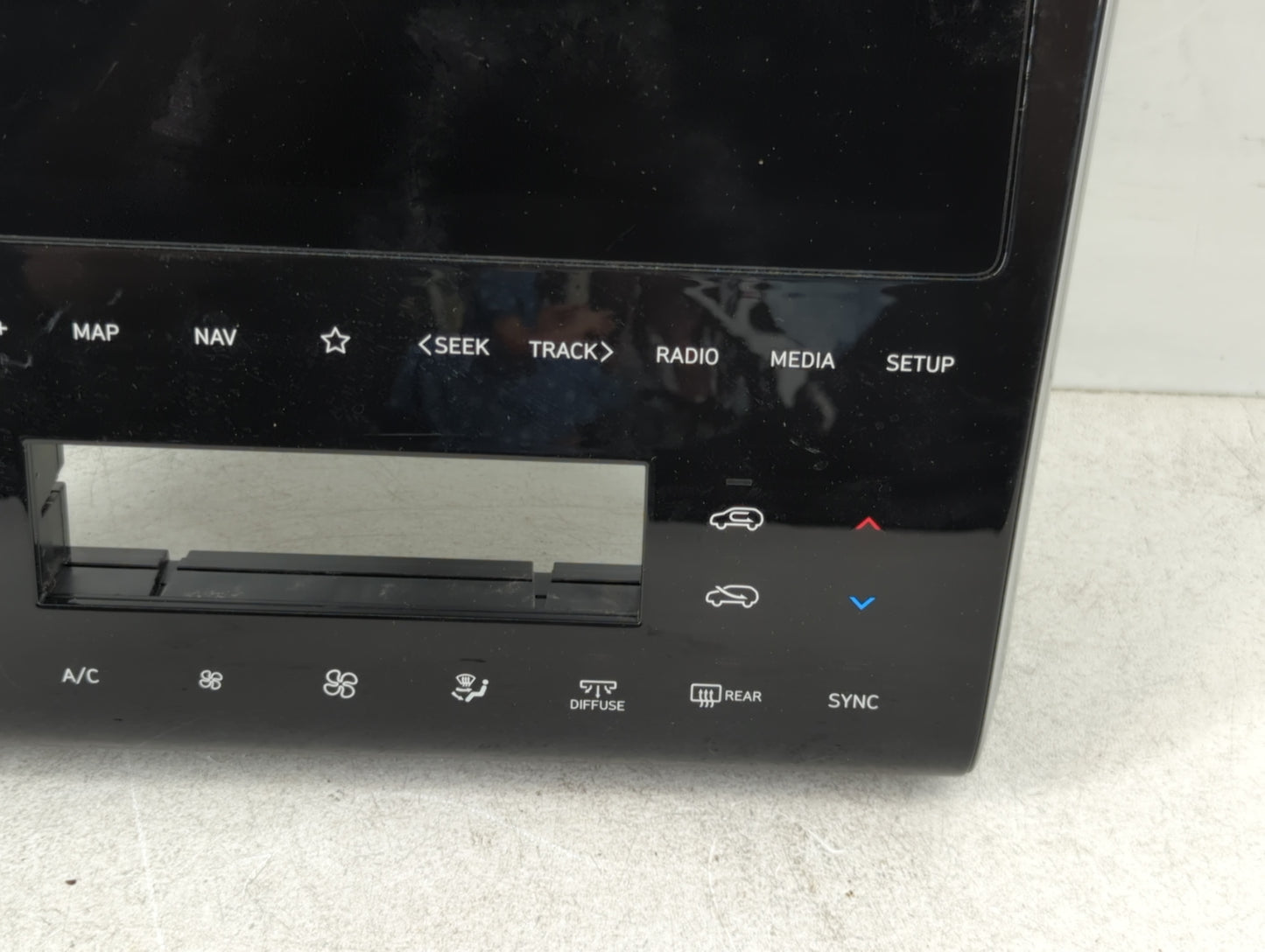 2022 Hyundai Tucson Radio AM FM Cd Player Receiver Replacement Fits OEM Used Auto Parts - Oemusedautoparts1.com