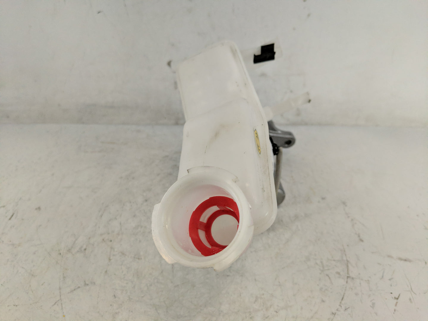 2024 Hyundai Tucson Brake Master Cylinder - Oemusedautoparts1.com