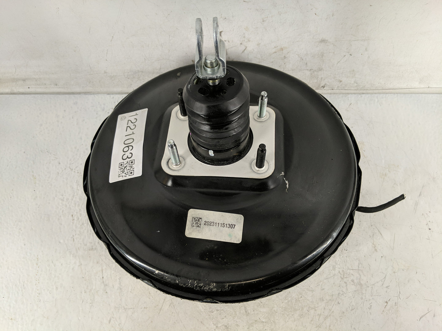 2022-2022 Hyundai Tucson Power Brake Booster Oem - Oemusedautoparts1.com