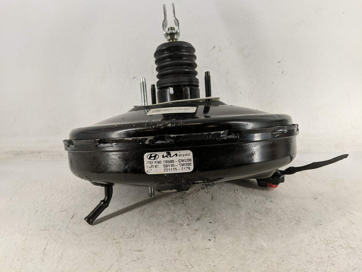 2022-2022 Hyundai Tucson Power Brake Booster Oem 1221063 - Oemusedautoparts1.com