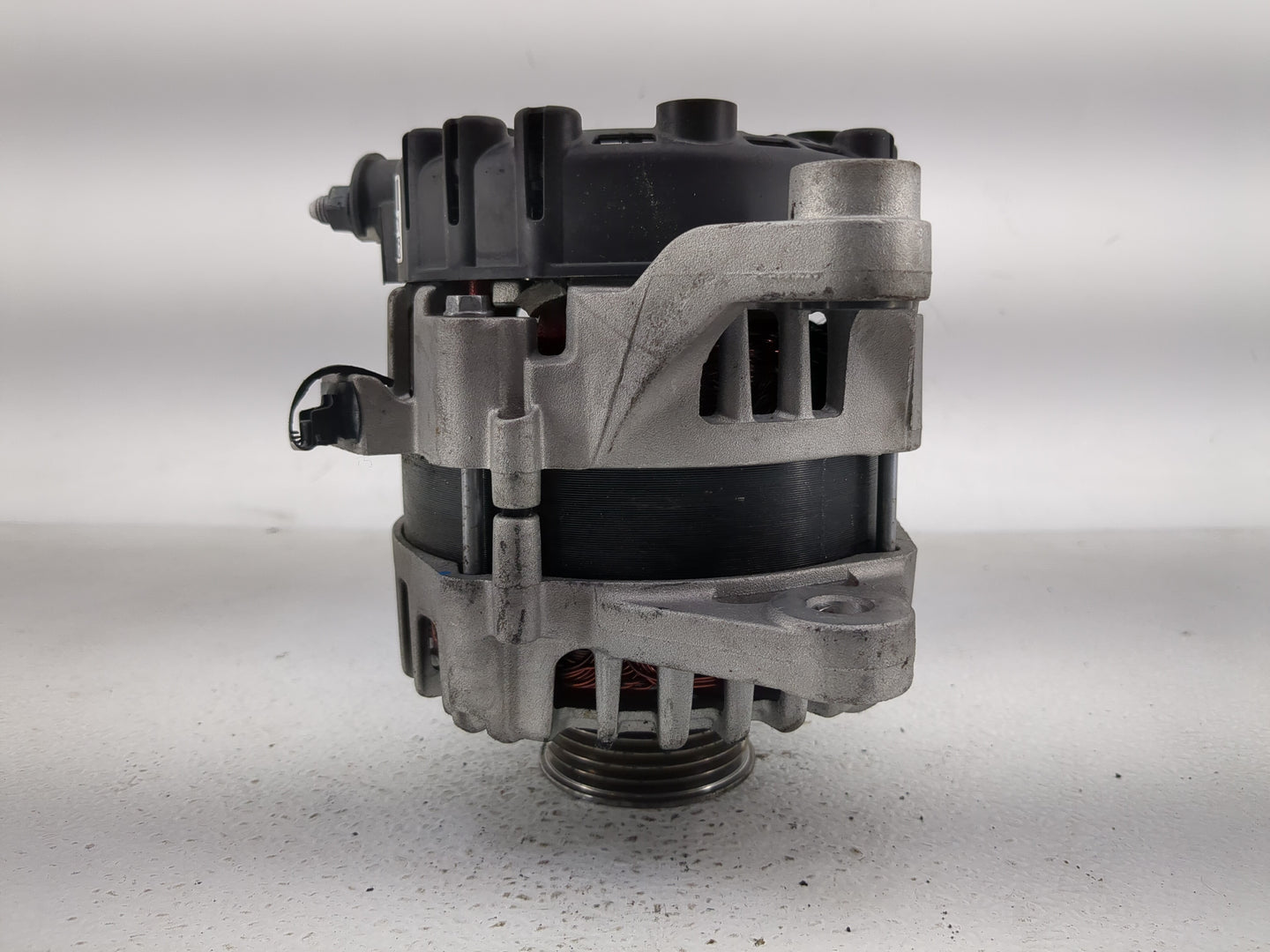 2022 Hyundai Tucson Alternator Replacement Generator Charging Assembly Engine OEM P/N:2723062 37300-2SGD1 Fits Fits 2020 202