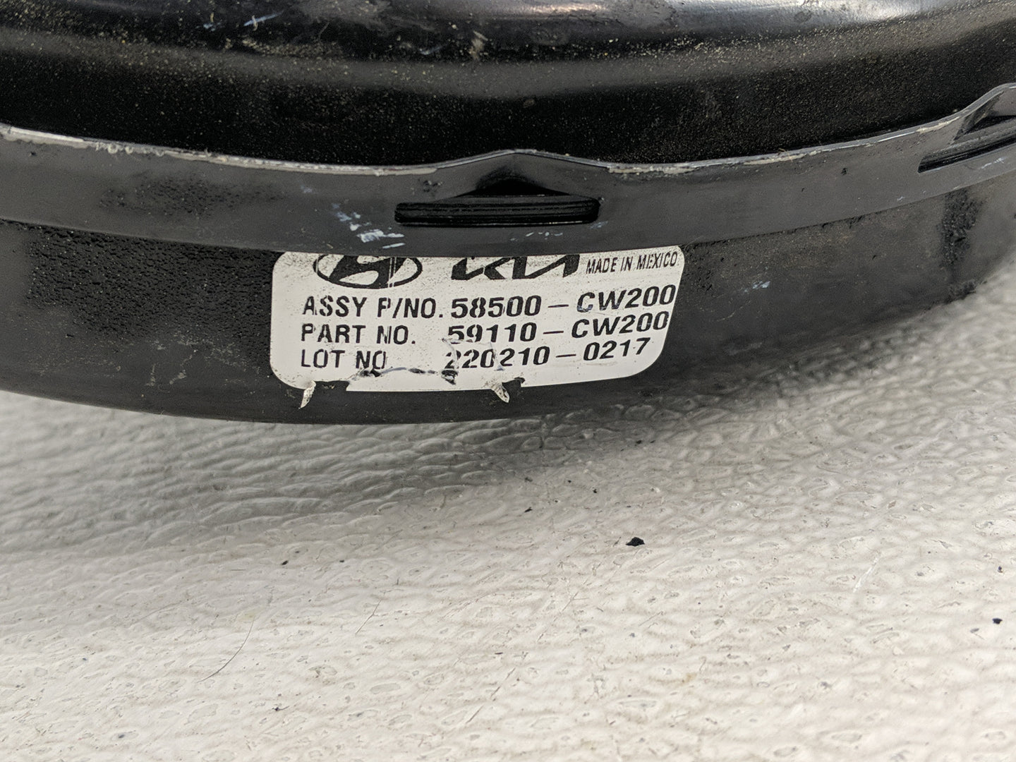 2022-2022 Hyundai Tucson Power Brake Booster Oem 1290050 - Oemusedautoparts1.com