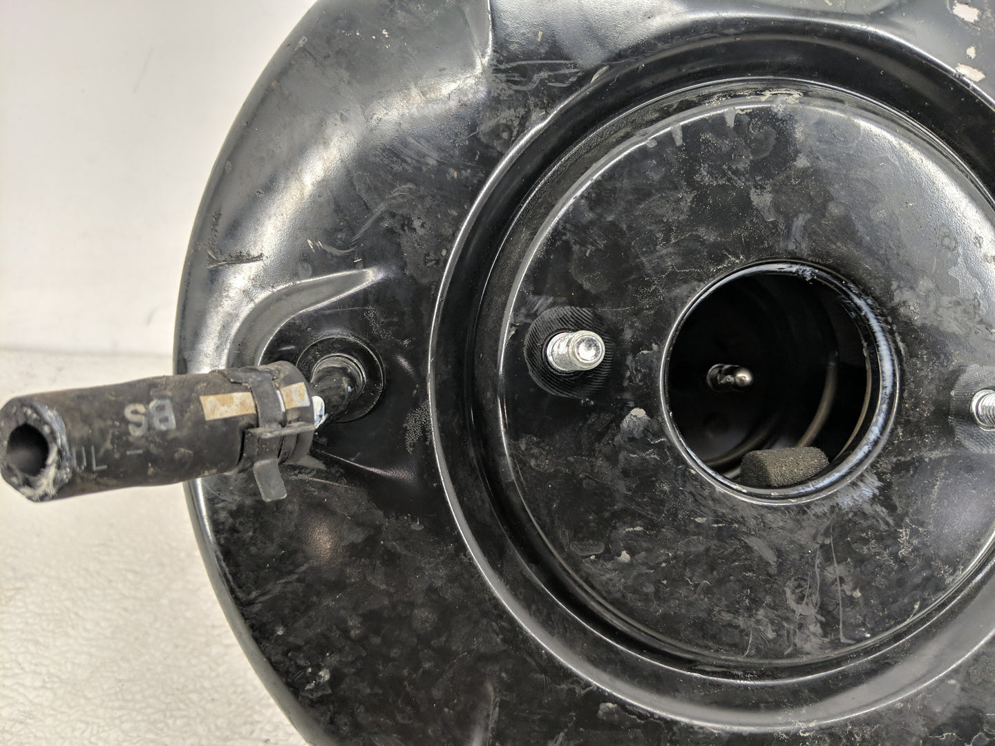 2022-2022 Hyundai Tucson Power Brake Booster Oem 1290050 - Oemusedautoparts1.com
