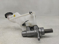 2022-2022 Hyundai Tucson Brake Master Cylinder 1302539 - Oemusedautoparts1.com