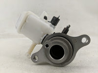2022-2022 Hyundai Tucson Brake Master Cylinder 1312773 - Oemusedautoparts1.com