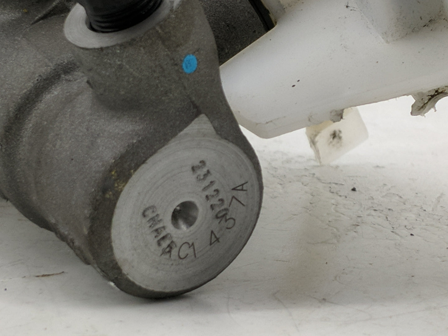 2022-2022 Hyundai Tucson Brake Master Cylinder 1312773 - Oemusedautoparts1.com