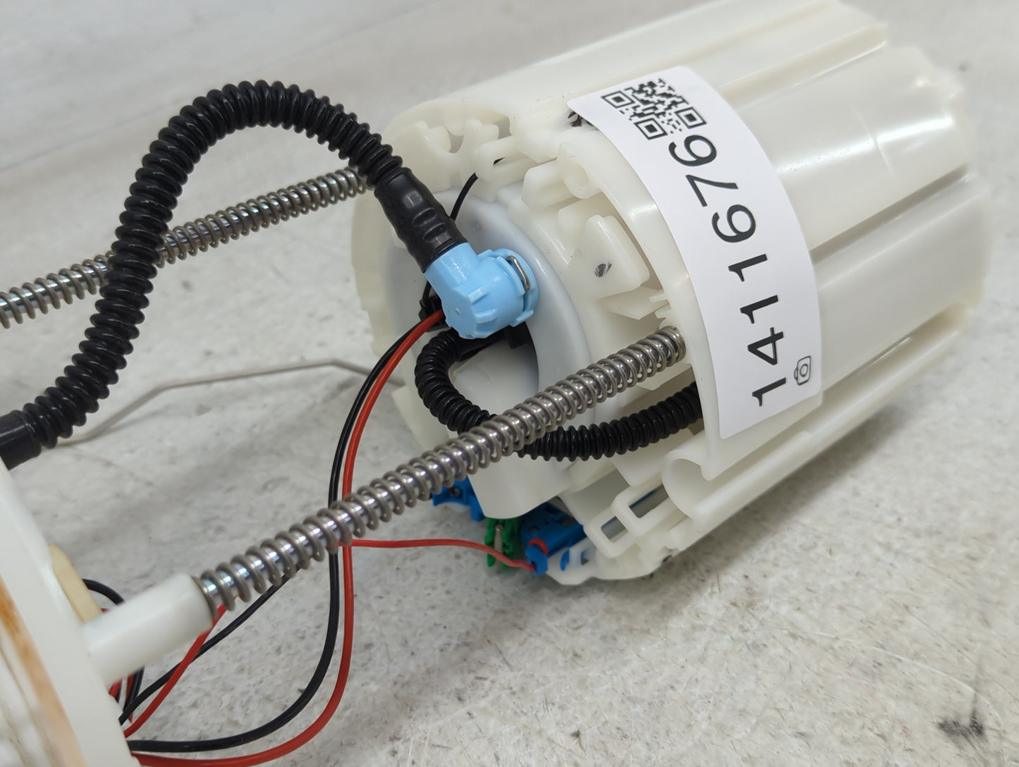 2022-2022 Hyundai Tucson Electrical Gas Fuel Pump Assembly - Oemusedautoparts1.com